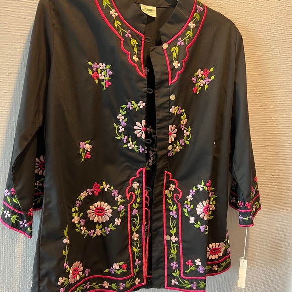 Caro of Honolulu Jackets & Blazers - Beautiful Black and Pink Embroidered Light Jacket NWT